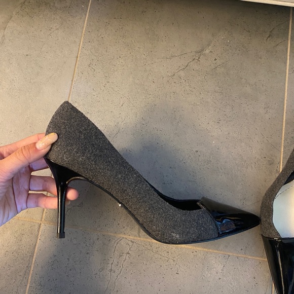 Dior grey wool blend with black penitent leather pointed toe pumps 5.5cm heels - Picture 6 of 6